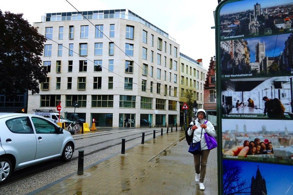 Het Yalo Hotel aan de Brabantdam opent binnenkort de deuren.