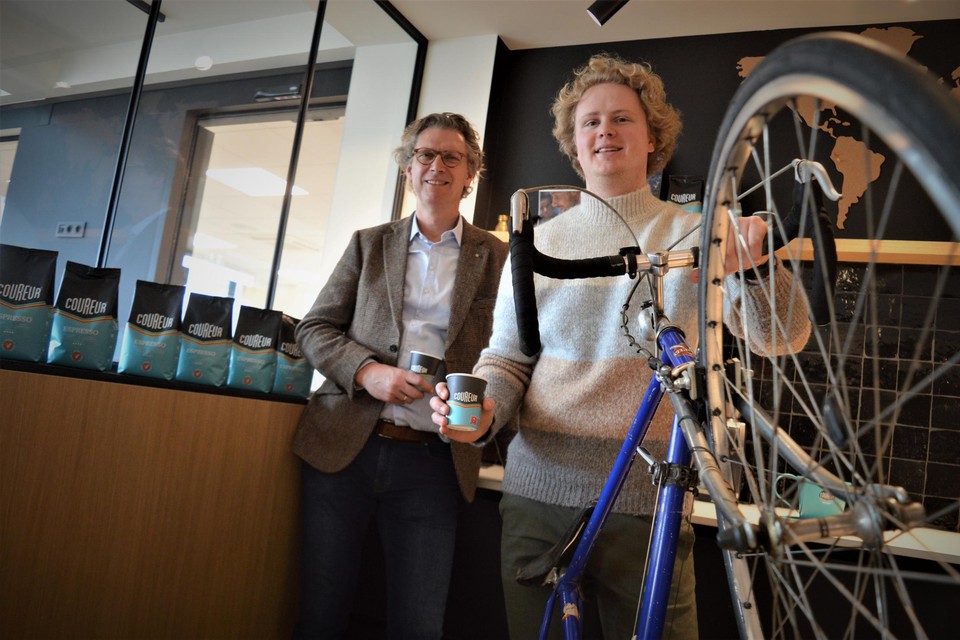 Patrick en zoon Benjamin Hanssens pakken uit met Coureur Espresso.