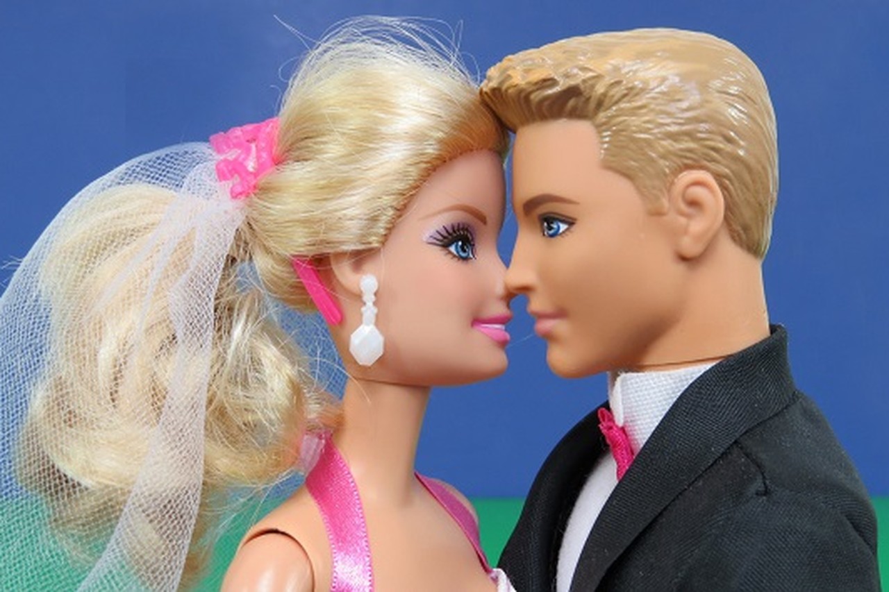 Afwezigheid met tijd IJver Ken, het vriendje van Barbie, ziet er voortaan helemaal anders uit | Het  Nieuwsblad Mobile