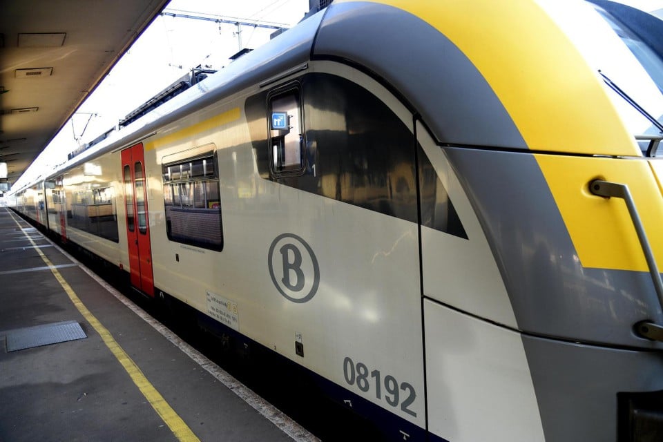 NMBS has alternative train service ready for Tuesday: three out of five IC trains
