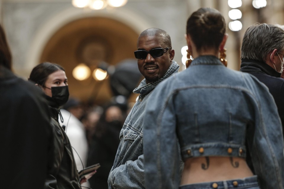 Vorig weekend was Kanye West nog in Parijs voor de modeweken. 