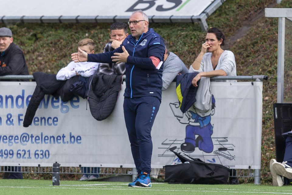“Enerzijds is de situatie er na de voorbije speeldag niet beter op geworden, maar er is anderzijds geen enkele reden tot paniek”, predikt Nijst kalmte.