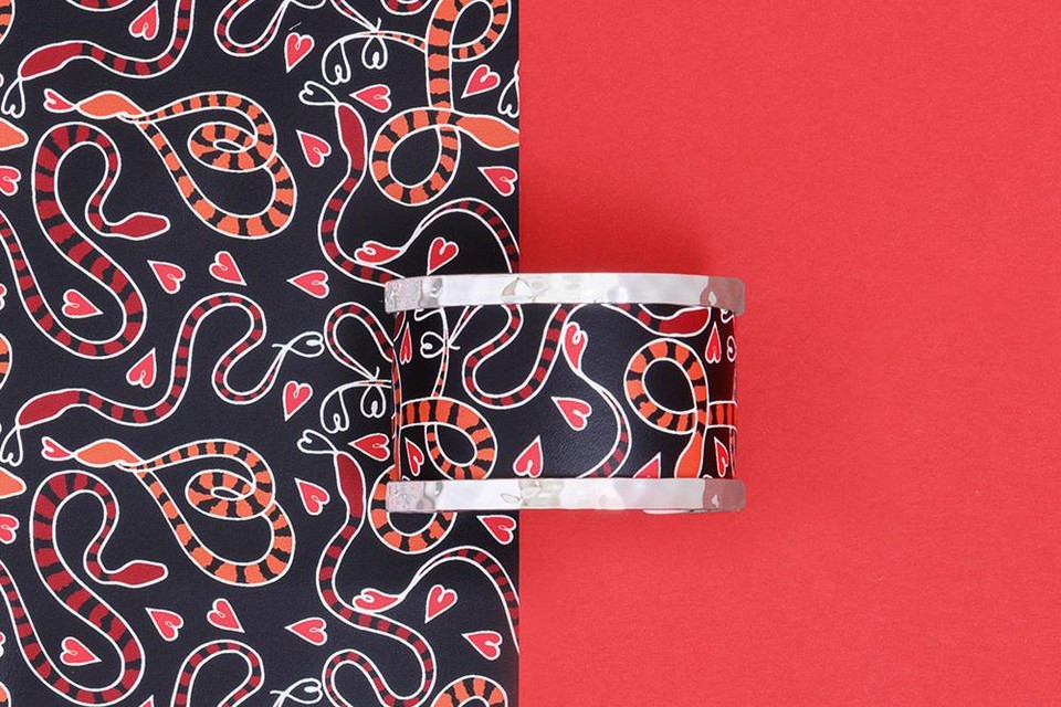 Kunstige armband met hartjes - Les Georgettes - 119 euro