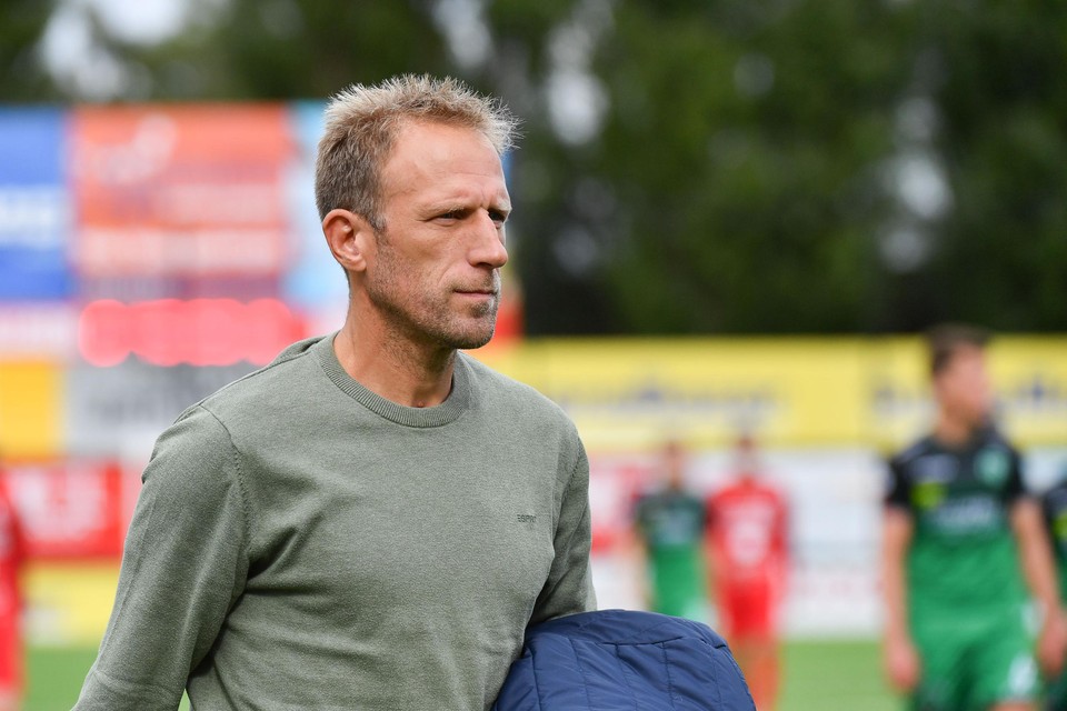 Stijn Meert (44) is sinds de zomer van vorig jaar trainer bij KM Torhout. 