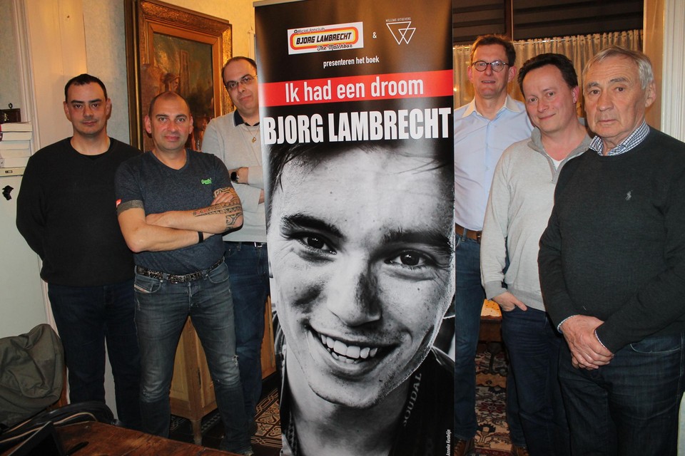 Het bestuur van de supportersclub van Bjorg Lambrecht zit niet stil. Zo is er een boek over de renner en een memorial op komst. 