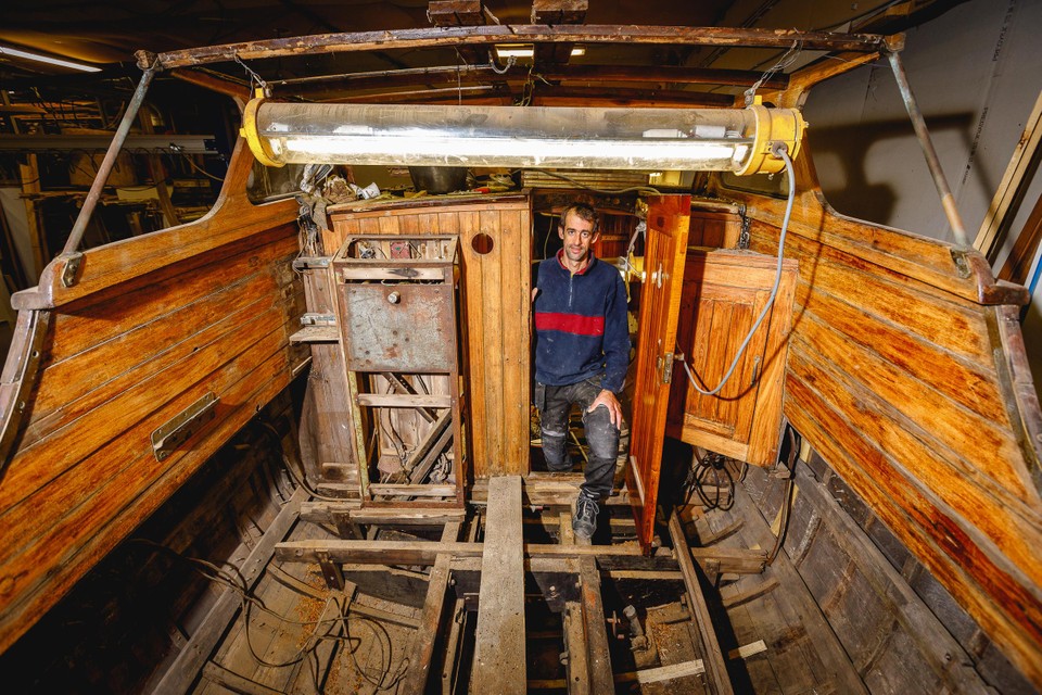 meer herhaling impliceren Hout en Marine specialiseert zich in scheepsinterieurs en houten boten:  “Elke boot is uniek, het is altijd schipperen” | Het Nieuwsblad Mobile