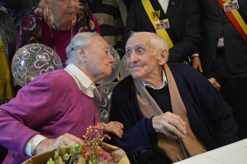 75 jaar al delen Joanna en Cyriel lief en leed en er zit nog geen sleet op het huwelijk.