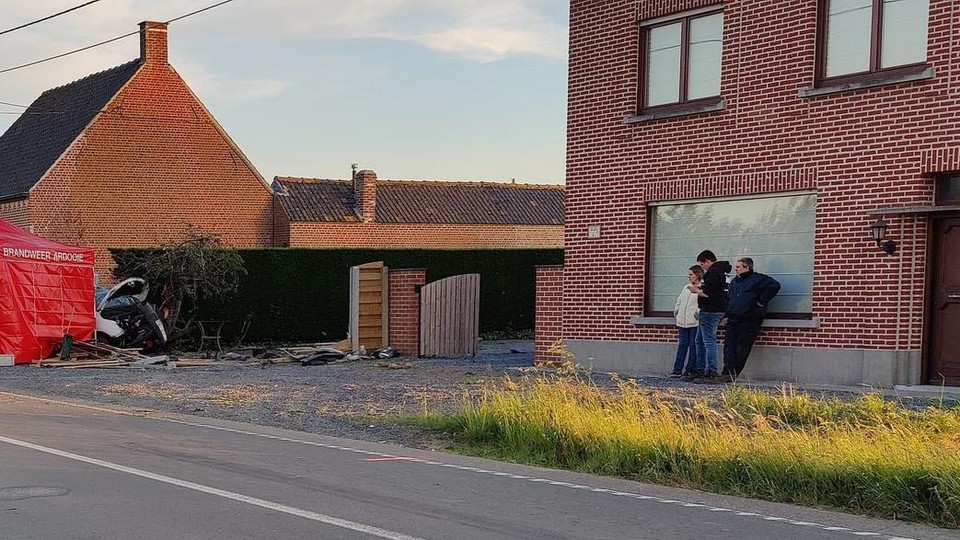 Voor de bewoners was het de tweede keer in een half jaar tijd dat de afsluiting van hun woning werd geraakt.