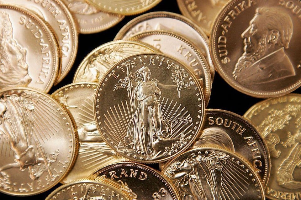 Workers find pot full of gold coins during demolition works, but now risk conviction: « They thought they had won the jackpot » (inland)