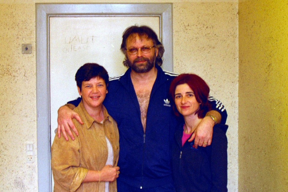 HBvL-reporters Nancy Vandebroek en Liliana Casagrande bezochten Olofsson in juli 2000 in zijn cel in Kopenhagen. 