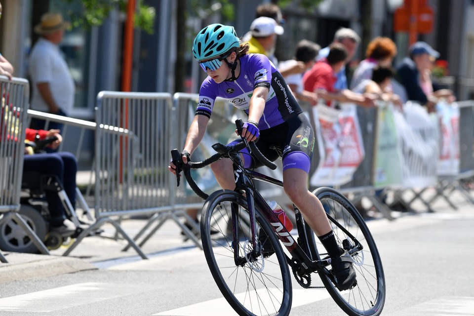 Frauke Tordeur op weg naar de provinciale titel.