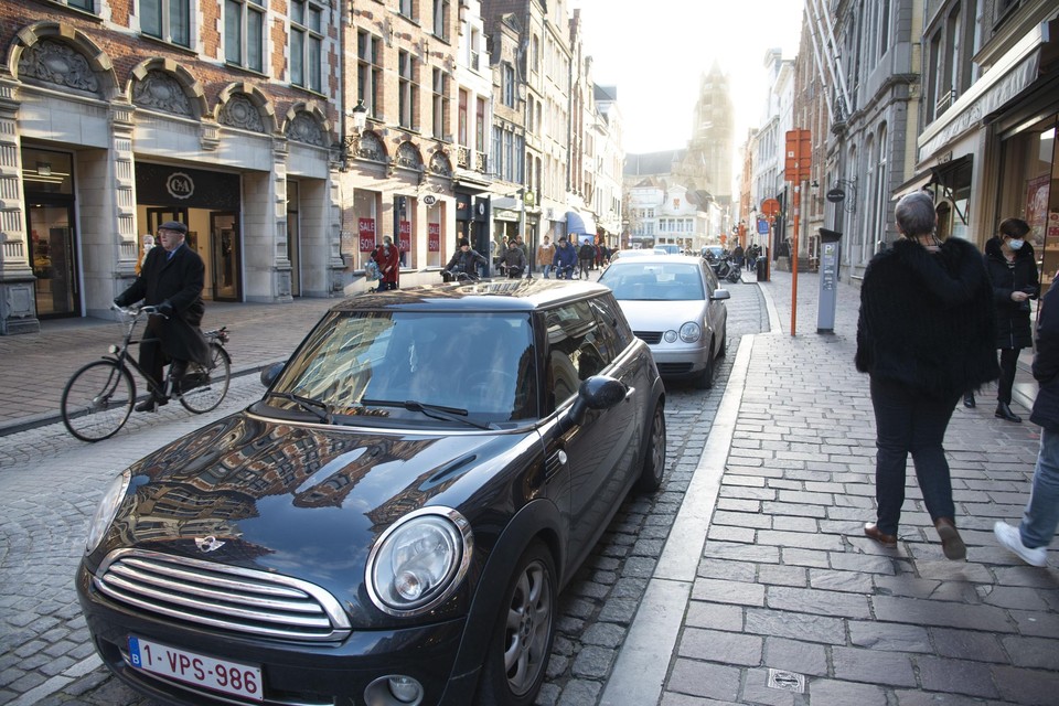 Parkeren in de Steenstraat is vanaf Pasen niet meer mogelijk.