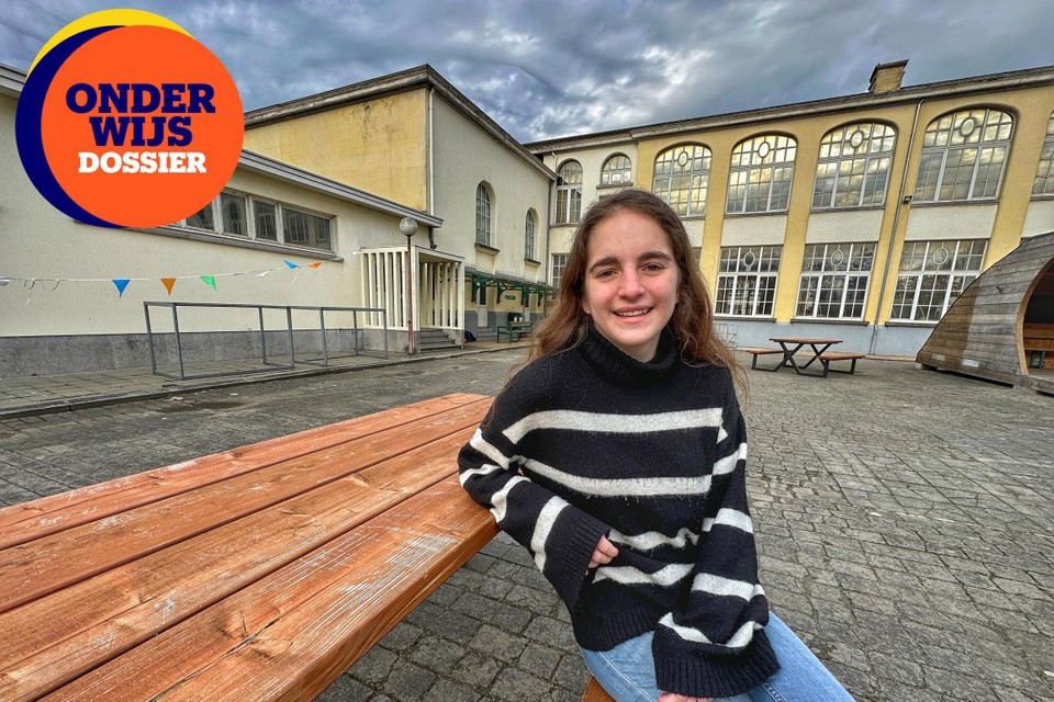 Lore Driessens (19) uit het Maerlant Atheneum in Blankenberge volgt een traject als kinderverzorgster. “Ik verdien eigenlijk geld om naar school te gaan”, zegt ze lachend.