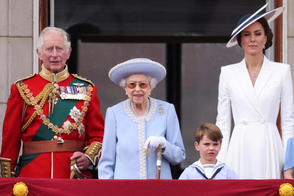 Charles, Elizabeth, Louis en Kate op 2 juni 2022, tijdens de viering van het 70-jarige jubileum van de Queen. 