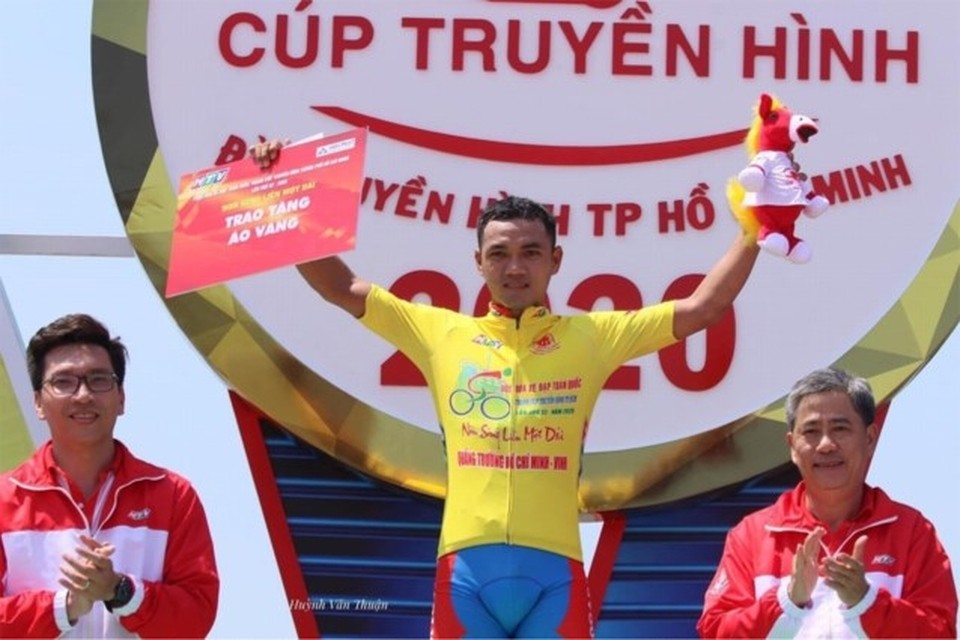 Thuisrijder Tan Hoai Nguyen won de eerste etappe. 