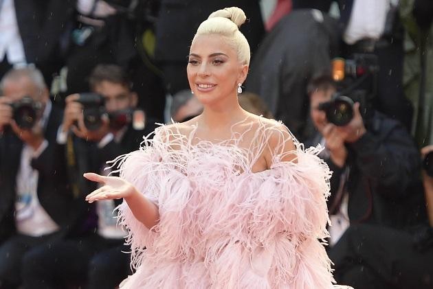 Lady Gaga op de rode loper bij de Oscars 