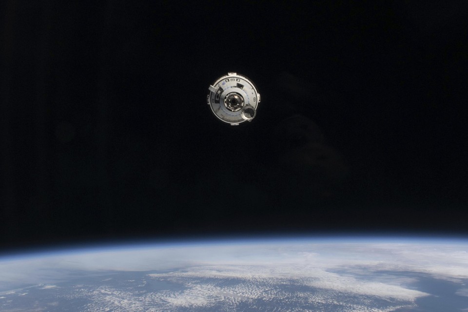 De Boeing Starliner onderweg.