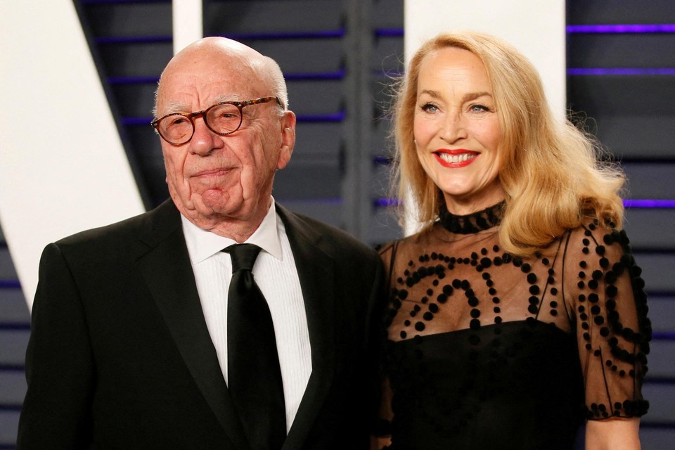 Rupert Murdoch en Jerry Hall in 2019.  
