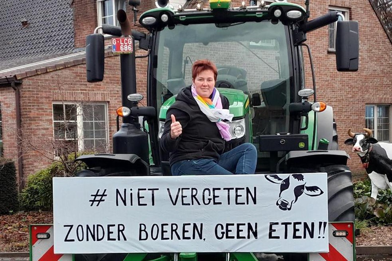 Boerinnen uit Noorderkempen voeren actie op Wuustwezelse markt | Het  Nieuwsblad Mobile