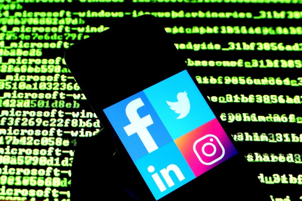 Meta mapped surfing behavior of users of Facebook and Instagram with a secret tracking method