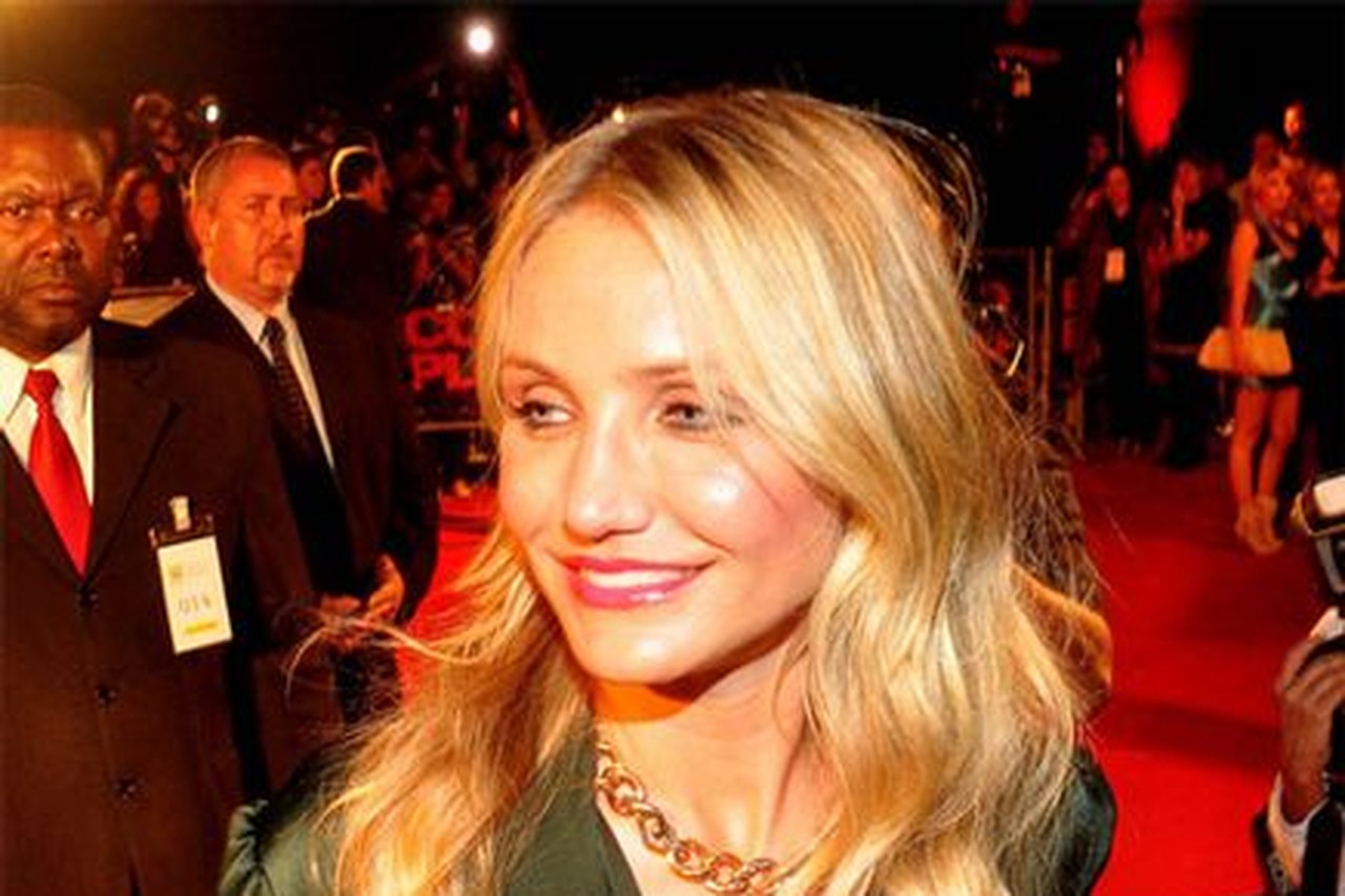 Cameron Diaz smelt voor Suri | Het Nieuwsblad Mobile