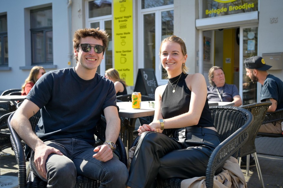 Lucca Crespi and Charlotte Van Frausum enjoy the sun. 