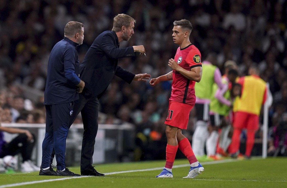Trossard met zijn ex-trainer Graham Potter. 