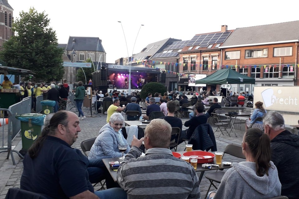De Gemeenteplaats vormde deze zomer het decor voor de Parkhappening op het Plein.