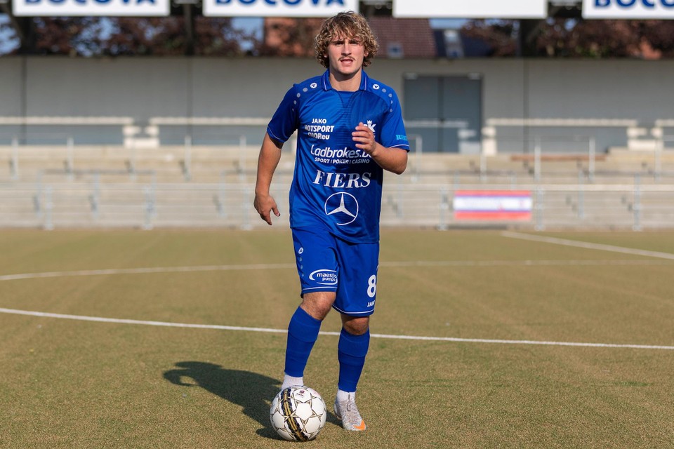 Amarildo Gjoka maakt er voorlopig het beste van bij KSK Ronse, dat strijdt om zijn verdere bestaan.