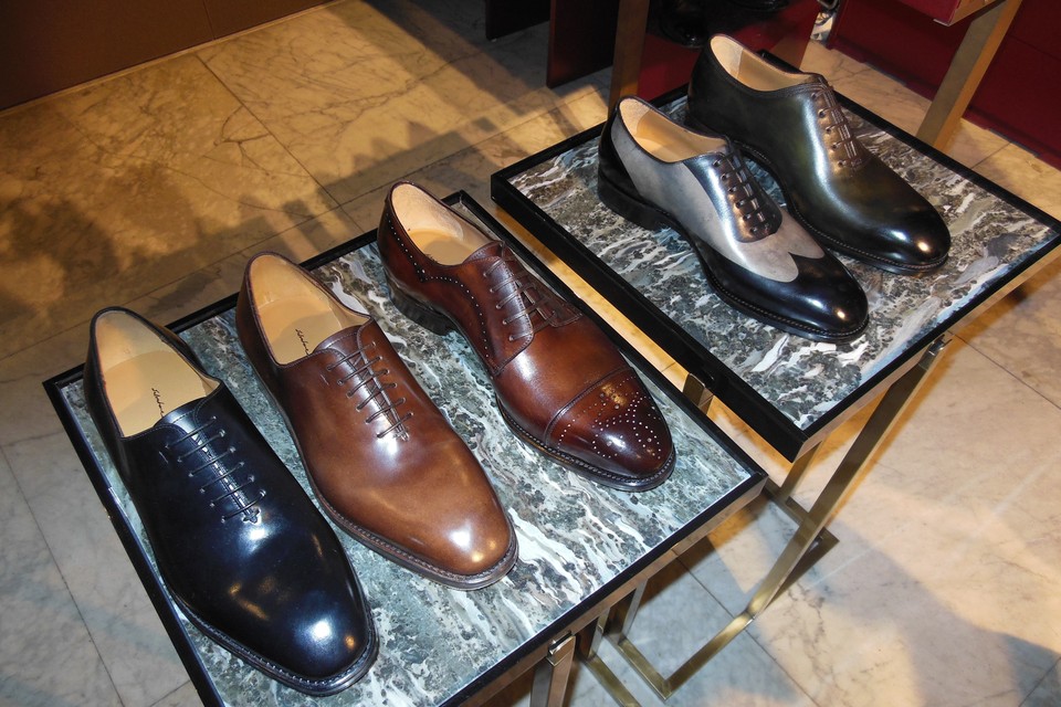 Beheer elke keer Twinkelen NIEUW. Italiaans schoenenmerk Salvatore Ferragamo in Verso (Antwerpen) |  Het Nieuwsblad Mobile