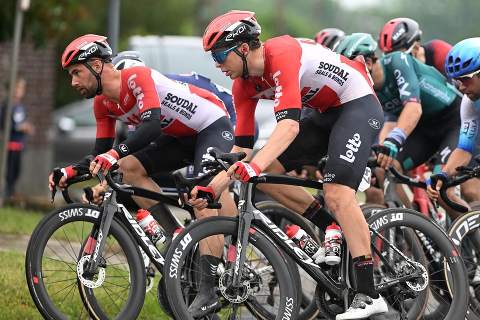 Victor Campenaerts en Florian Vermeersch moeten Lotto de broodnodige UCI-punten bezorgen. 