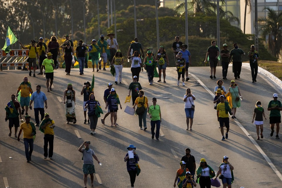 Op verschillende plaatsen in Brazilië kwamen al duizenden mensen op de been om de steun voor president Jair Bolsonaro uit te spreken.