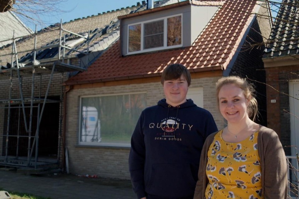 Huis Van Ines (39) Werd Geteisterd Door Zware Woningbrand, Haar Ex Belde  'Extreme Makeover Vlaanderen' Om Haar Te Hulp Te Schieten | Het Nieuwsblad  Mobile