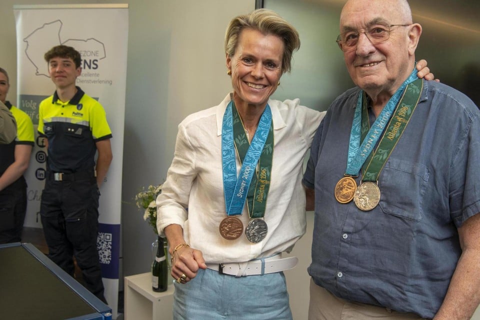 Ex-Judoka Gella Vandecaveye has to give back replicas of Olympic medals: « I wanted to give them to Eddy, my trainer and support » (Kortrijk)