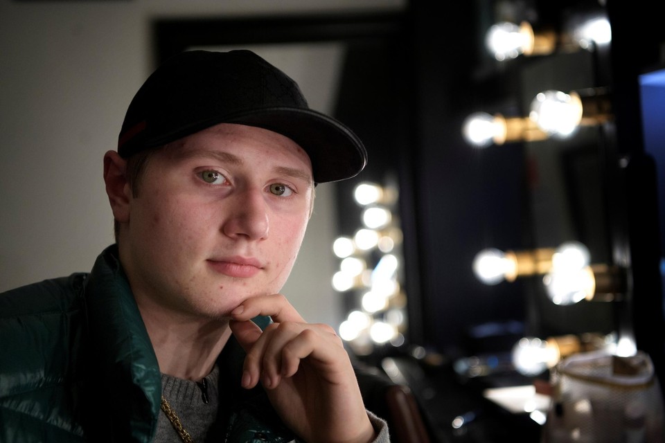 De negentienjarige rapper Einár.