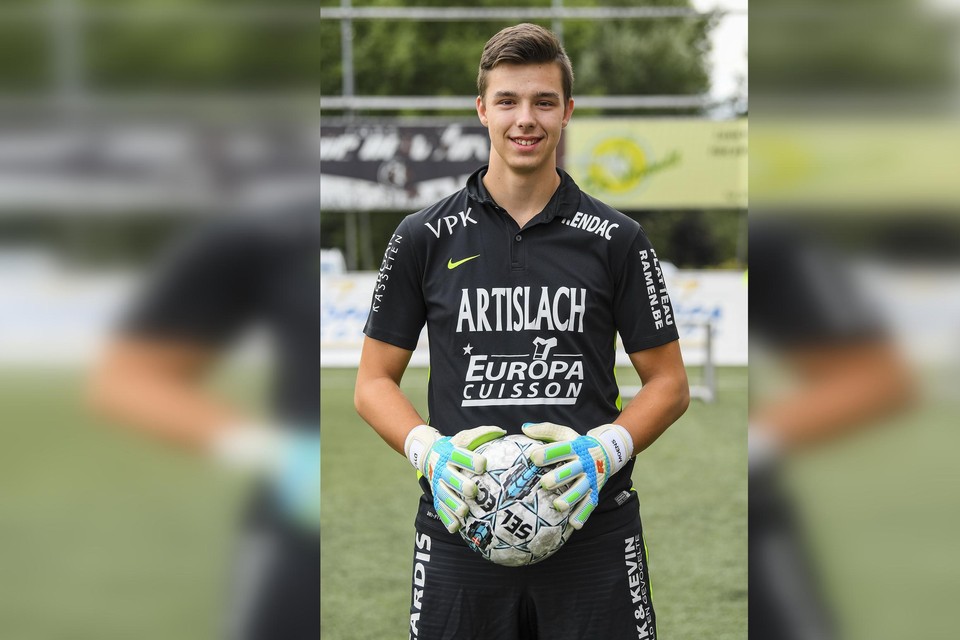 Dylan Moens (op archiefbeeld) begon het seizoen als doelman bij SK Erembodegem, maar staat nu in de spits en scoorde twee keer tegen FC Smetlede.