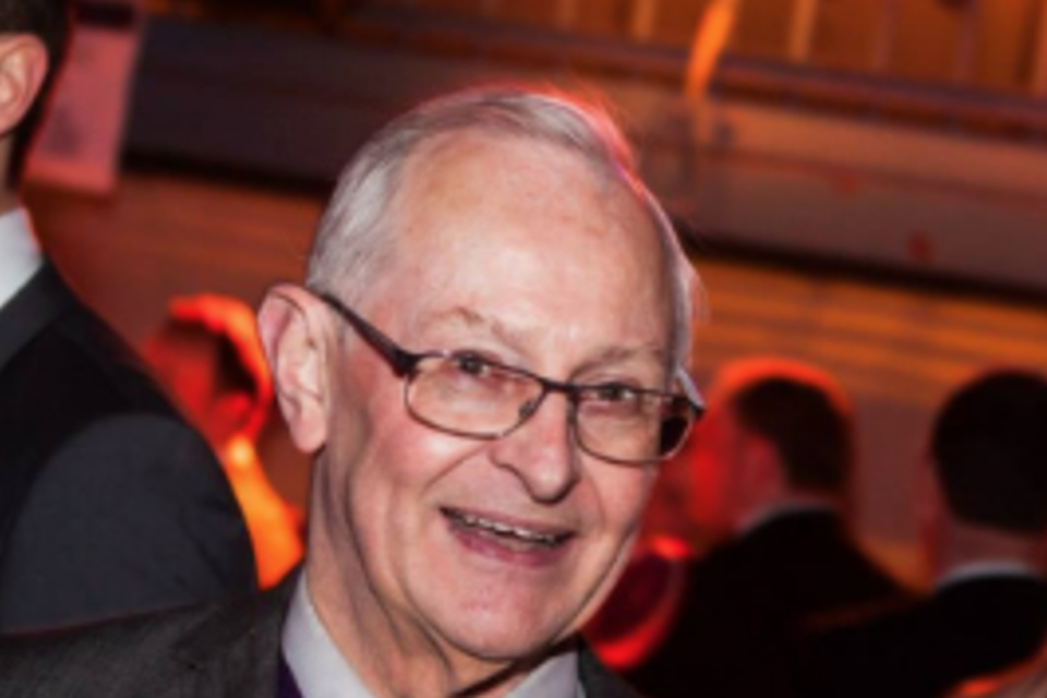 Ivo Coninx was secretaris van de Vlaamse Vredesbeweging en pionier van de N-VA in Genk.