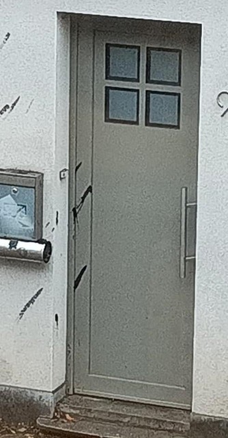 Een mooie witte gevel.