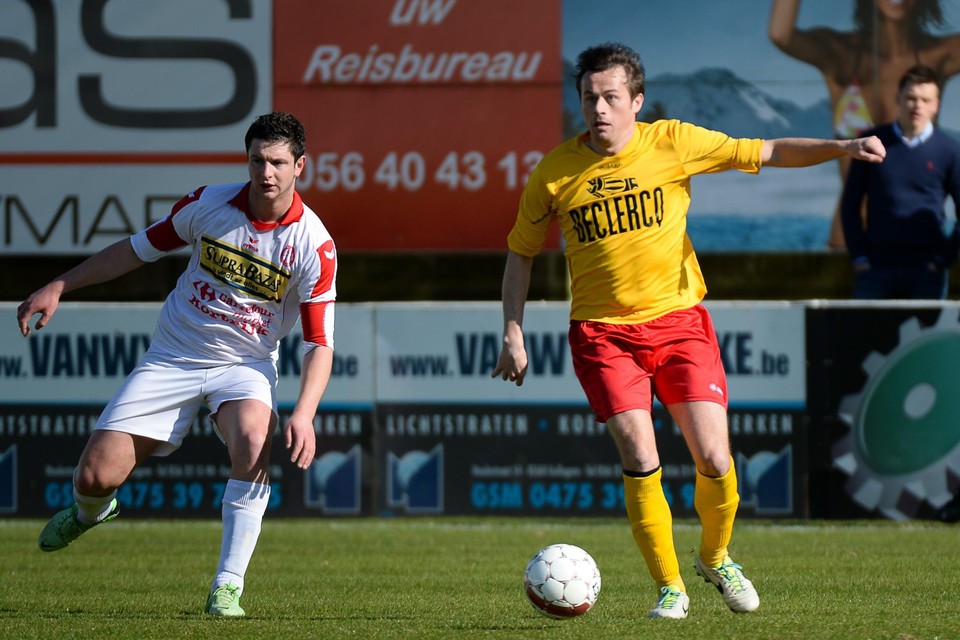 Kristof Dupont (rechts) in 2014 als speler in het shirt van Racing Waregem.