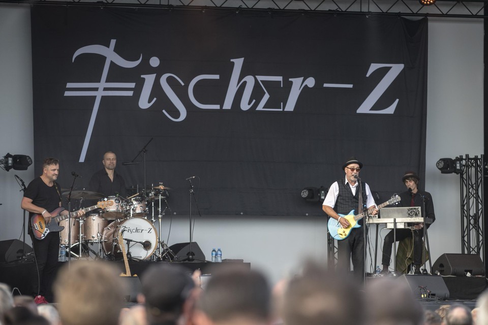 Fischer-Z op het podium in 2017. 