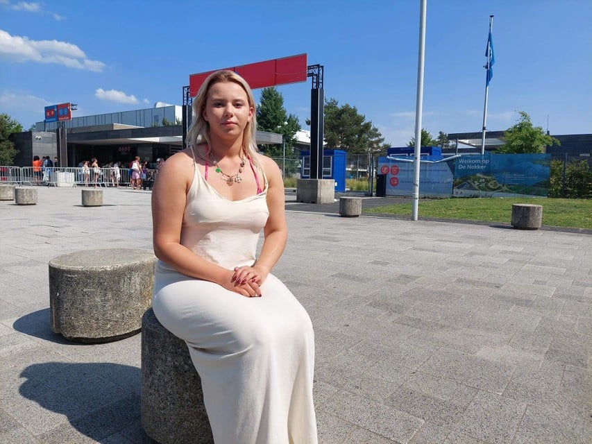 Francesca Annaert saw how two teachers were looking for the missing boy and then informed the rescuers.