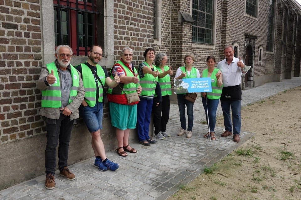 De Propere Pierkes verenigen zich in Oostakker.