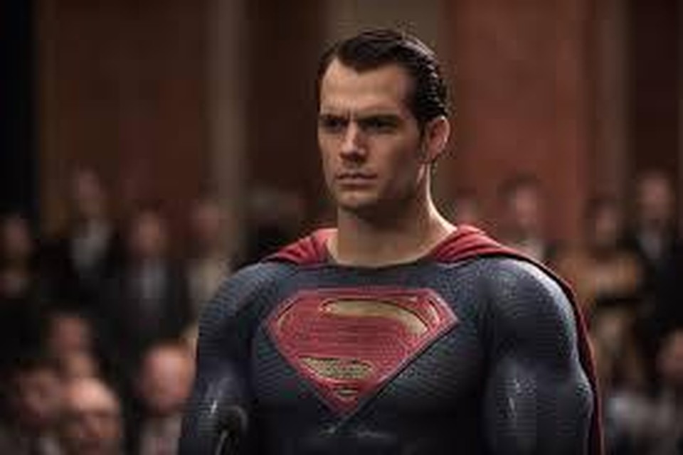 Er is nog niet bekend wie Henry Cavill opvolgt als Superman, maar een nieuwe film komt er sowieso aan.