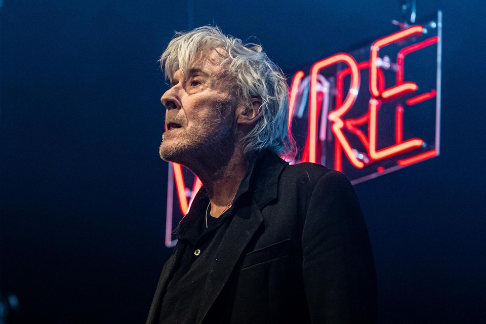 Vlak voor zijn dood stelde Arno zelf een lijst samen met artiesten die hij erbij wilde op zijn hommage.