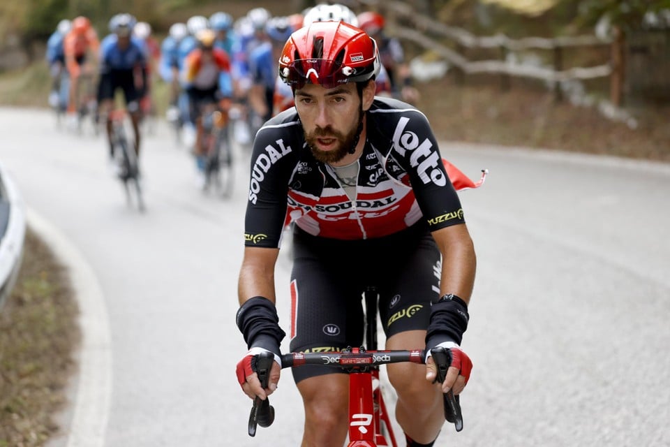 Probeert Thomas De Gendt de blauwe trui nog af te snoepen van Guereirro? 