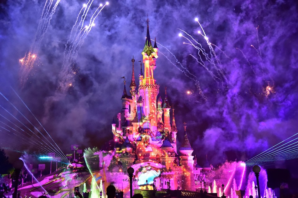 Het iconische kasteel in Disneyland Parijs had net zo goed in Lommel kunnen liggen. 