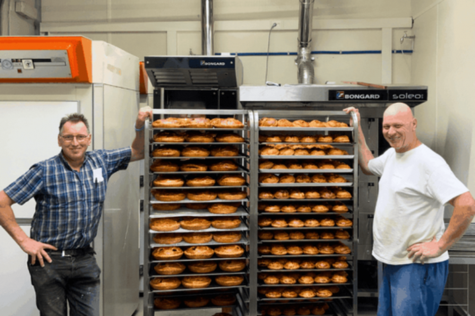 Aan de hand van nieuwe machines en een extra aanbod wil bakkerij Van Hecke de komende jaren verder groeien. 