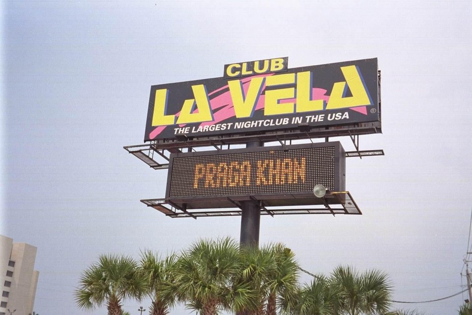 Een graag geziene gast in Amerikaanse clubs, ook dat was Praga Khan. 