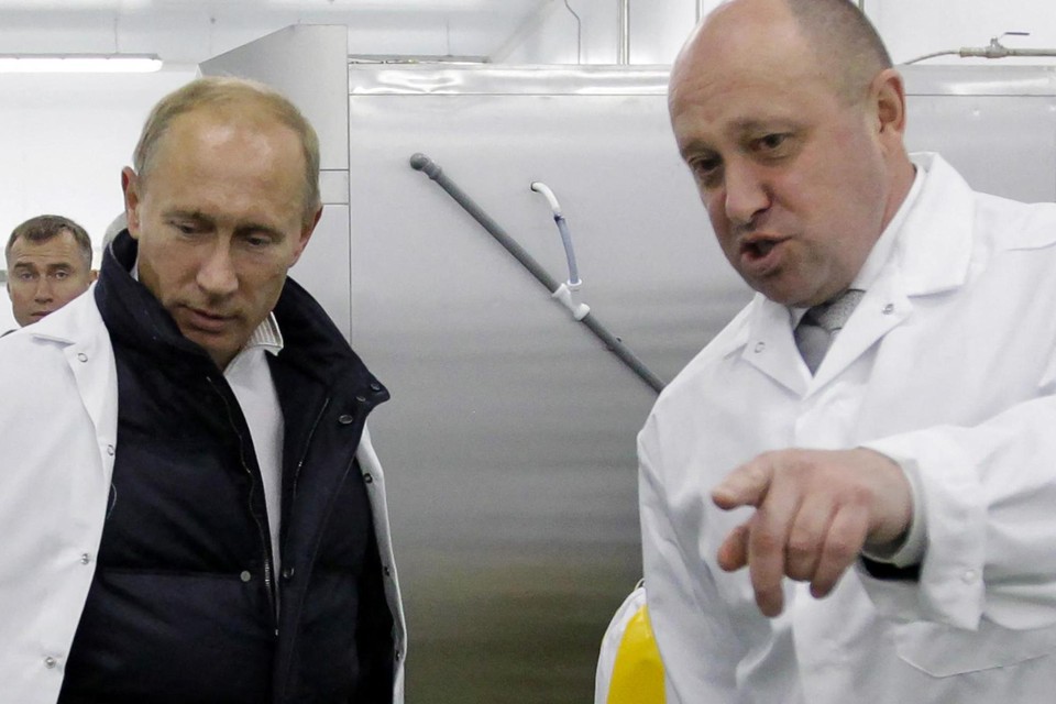 Poetin vertrouwt op de inzichten van Prigozjin (rechts). 