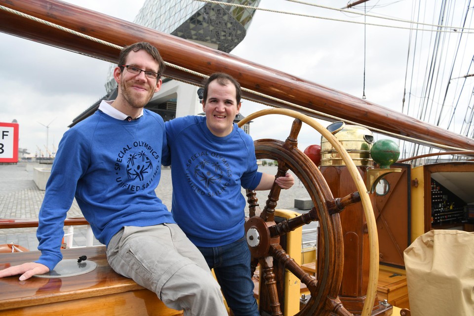 Tim (28) and Thibeau (26) from Unified Sailing aboard the Morgenster. 